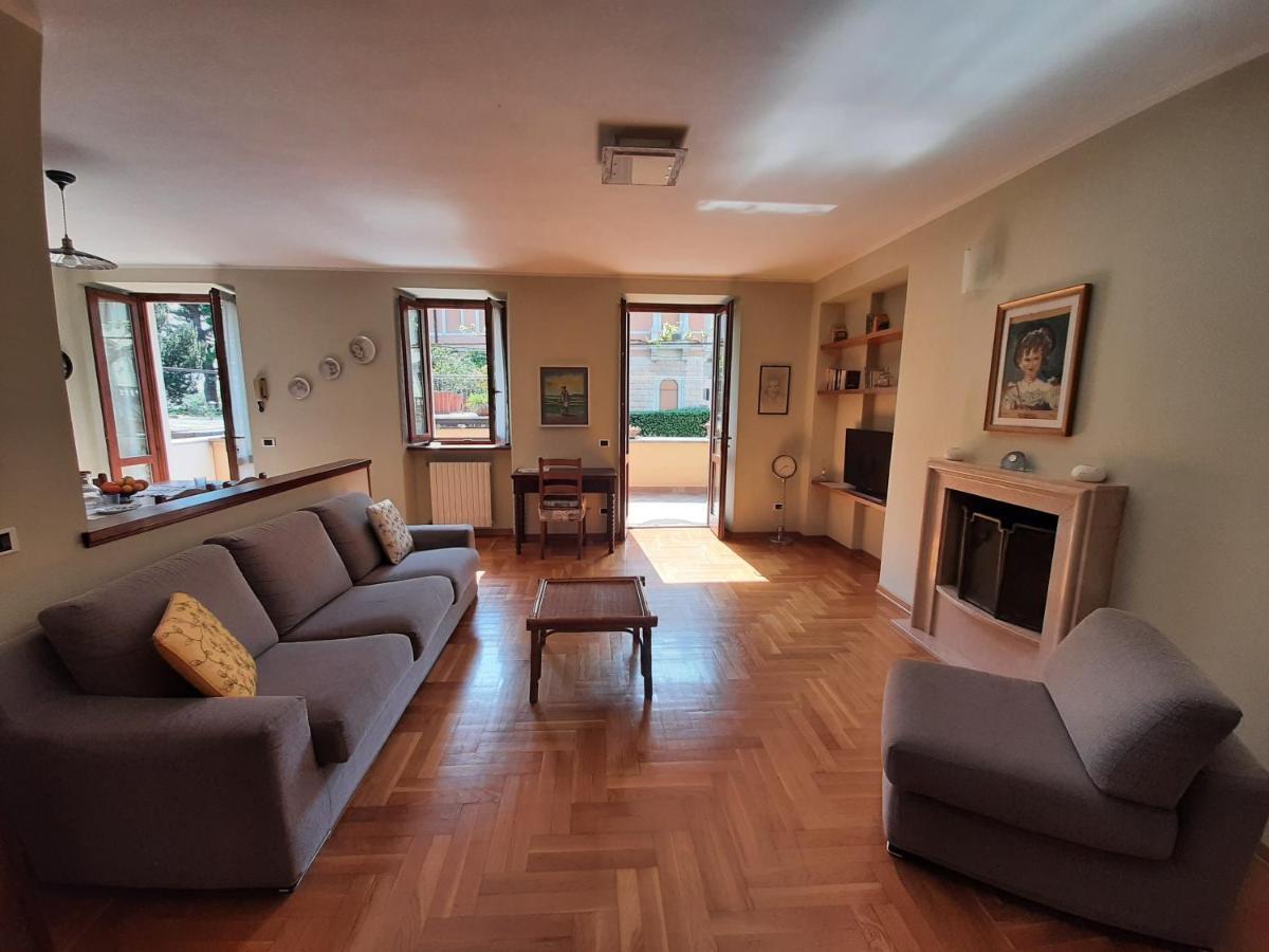 Appartamento Casa Castel Gargnano Esterno foto