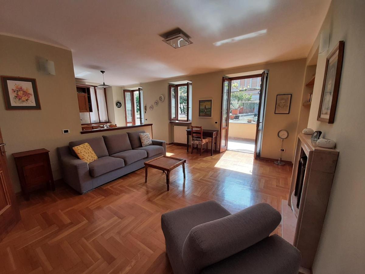 Appartamento Casa Castel Gargnano Esterno foto